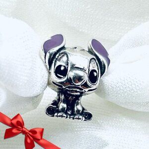 🌺 NWOT Stitch Charm – Lilo & Stitch ✨